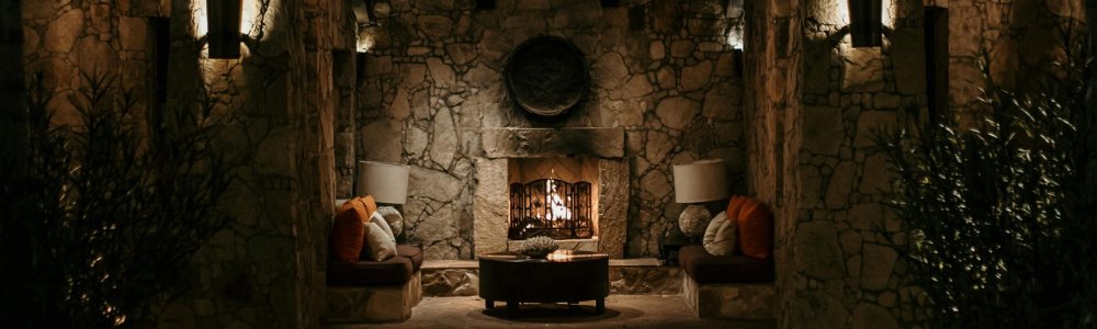 Chimenea moderna como decoración de jardín de Vitcas DIY