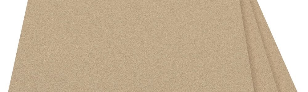 Plaque d'isolation résistante à des températures jusqu'à 1100 degrés C