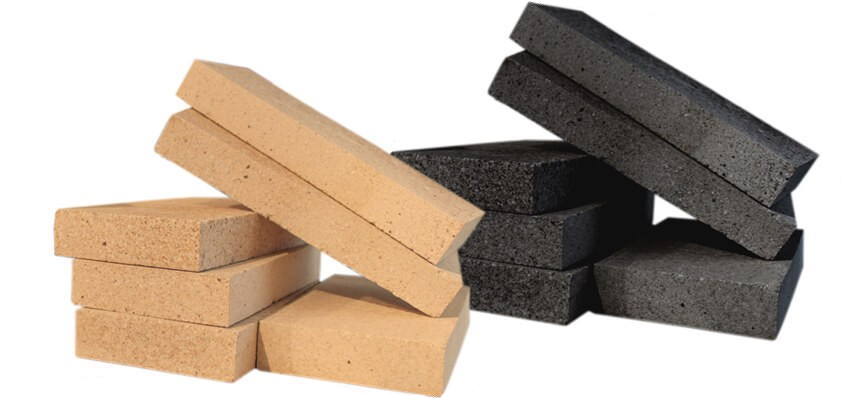 Firebricks for a suitably designed barbecue firebox